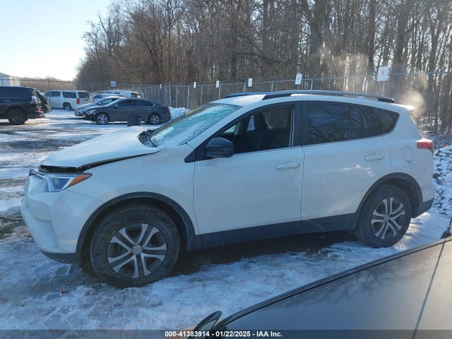 Toyota RAV4 LE 2017 JTMBFREVXHJ700856 Image 14