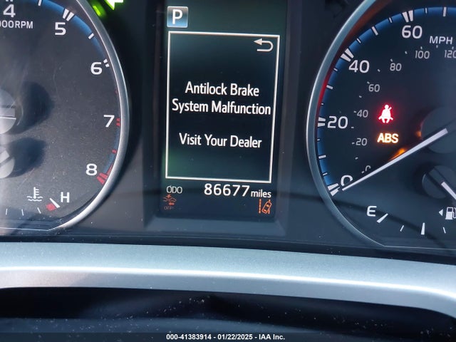 Toyota RAV4 LE 2017 JTMBFREVXHJ700856 Image 7