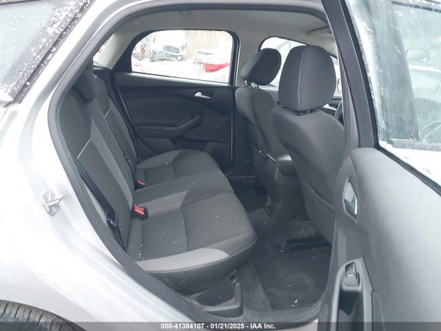 Ford FOCUS SE 2014 1FADP3K24EL329695 Image 8