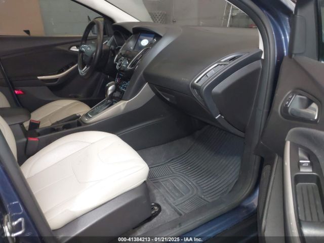 1FADP3J21JL246382 Ford Focus Titanium