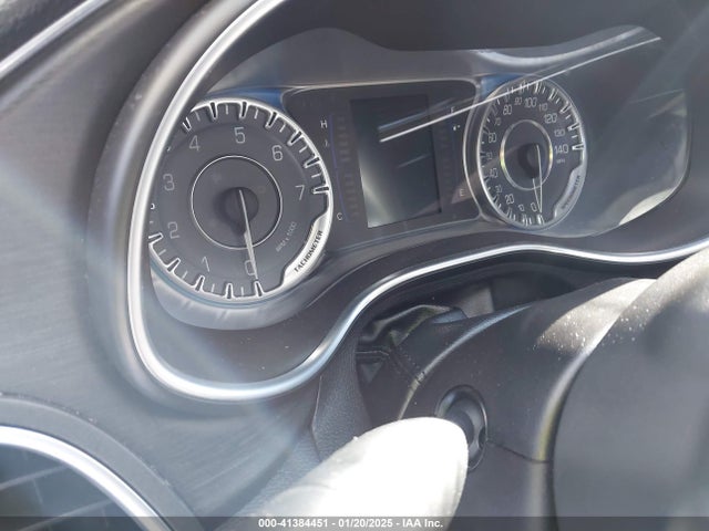 Chrysler 200 Limited 2015 1C3CCCAB6FN528941 Image 7
