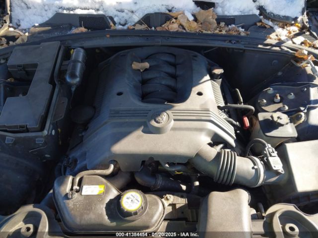 2010 JAGUAR XF SAJWA0FA6AHR53047 Photo 9