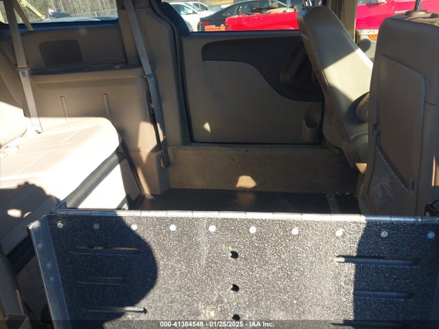 2C4RC1BG9ER395548 Chrysler Town & Country Touring