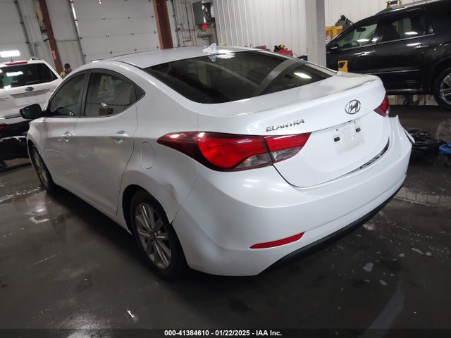 5NPDH4AE4FH591893 Hyundai ELANTRA SE