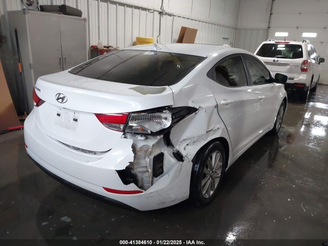 5NPDH4AE4FH591893 Hyundai ELANTRA SE