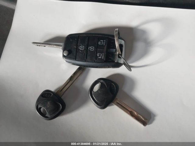 KNDMB5C14G6087163 KIA SEDONA LX