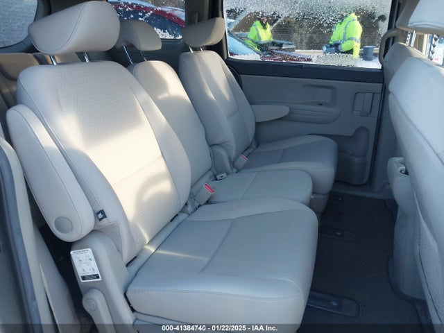 KIA SEDONA LX 2016 KNDMB5C18G6198072 Image 8