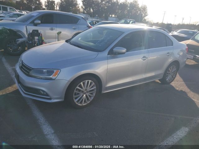 3VWD17AJ5FM220946 Volkswagen Jetta 1.8t Se
