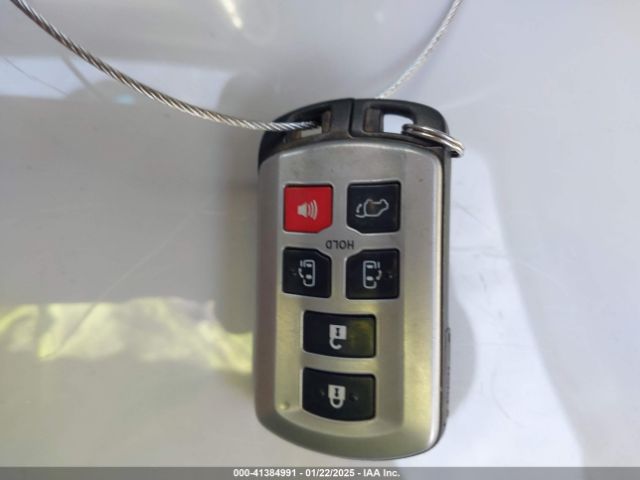 5TDYK3DC7FS591887 Toyota Sienna Xle/limited