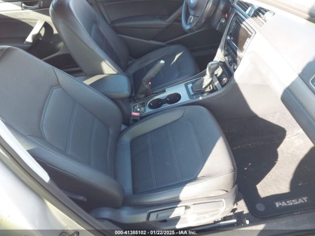 1VWBN7A35EC108449 Volkswagen Passat 2.0l Tdi Se