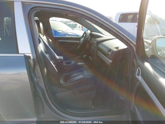 2004 PORSCHE CAYENNE WP1AB29P24LA74808 Photo 4