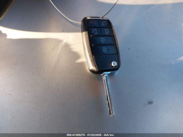 KNDMB5C19G6148118 KIA SEDONA LX