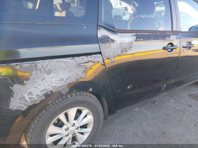 KNDMB5C19G6148118 KIA SEDONA LX