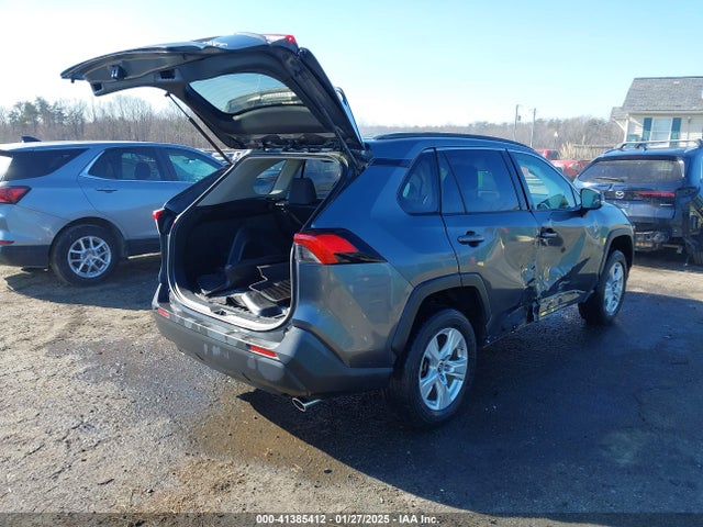 Toyota Rav4 Xle 2019 JTMP1RFV3KD514195 Image 4