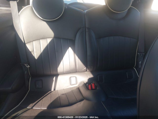 2007 MINI COOPER S WMWMF73577TL90827 Photo 7