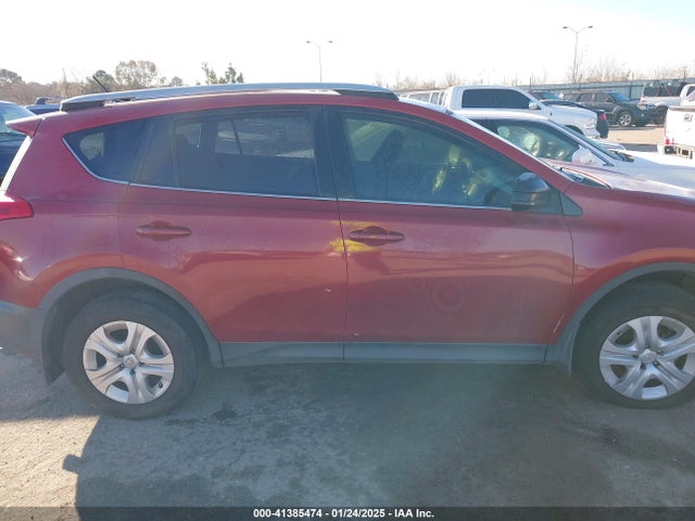 Toyota RAV4 LE 2015 JTMZFREV5FJ040964 Image 13