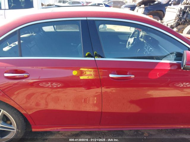 W1K3G4FBXMJ320036 Mercedes-Benz A 220 4matic