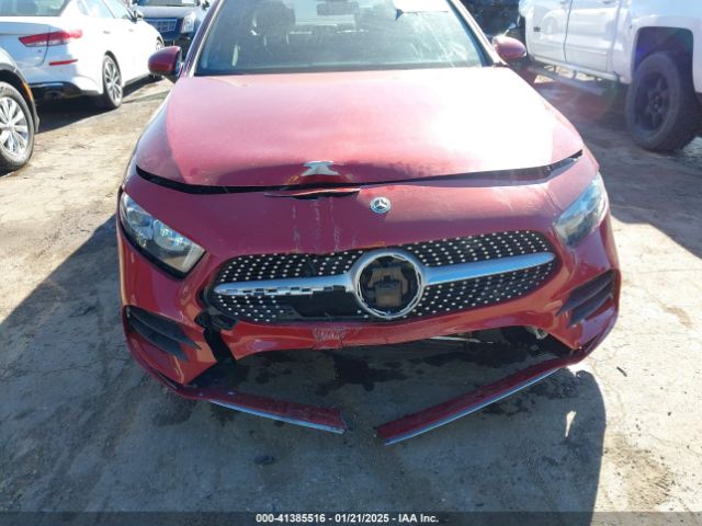 W1K3G4FBXMJ320036 Mercedes-Benz A 220 4matic