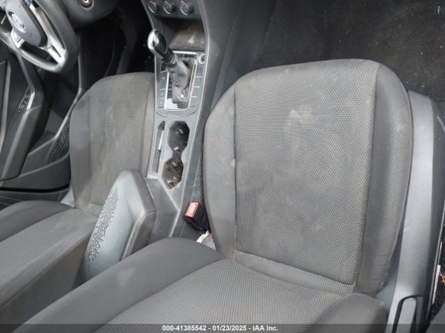 3VWC57BU5KM127847 Volkswagen Jetta 1.4t R-line/1.4t S/1.4t Se