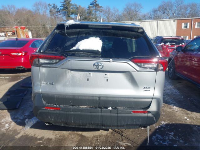 2T3P1RFV0RW474784 Toyota Rav4 Xle