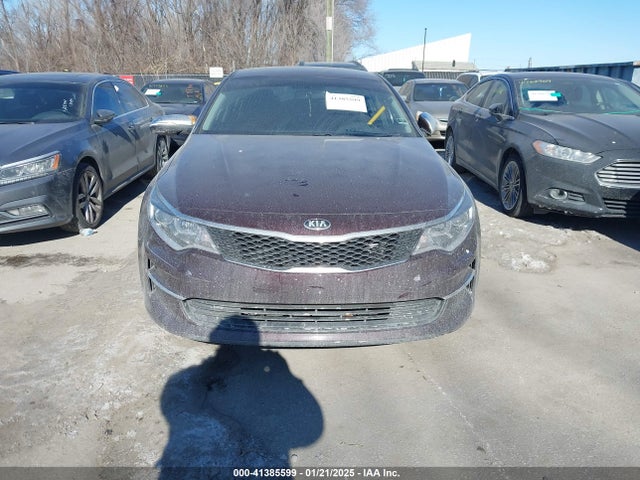KIA Optima Lx 2018 5XXGT4L30JG274172 Image 11