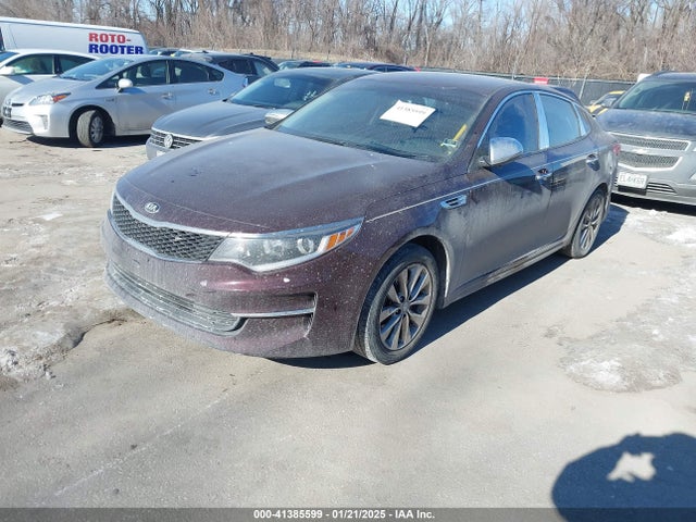 KIA Optima Lx 2018 5XXGT4L30JG274172 Image 2