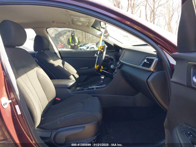 KIA Optima Lx 2018 5XXGT4L30JG274172 Image 5