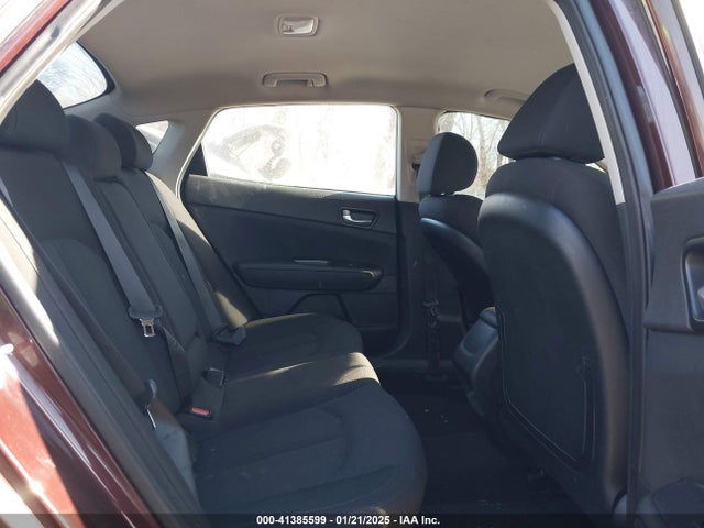 KIA Optima Lx 2018 5XXGT4L30JG274172 Image 8