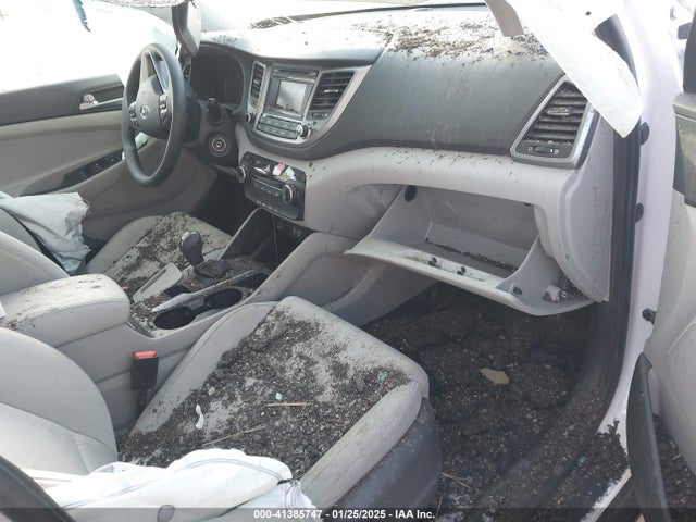 Hyundai TUCSON SE 2017 KM8J3CA49HU390658 Image 5
