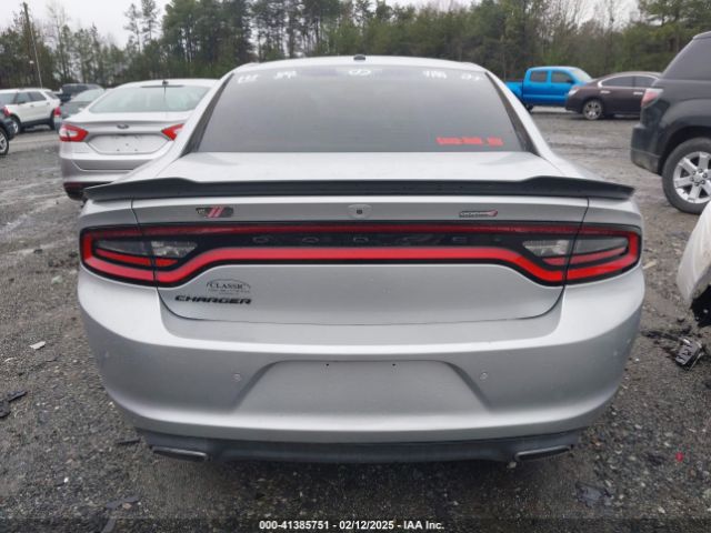 2C3CDXBG5LH245398 Dodge Charger Sxt Rwd