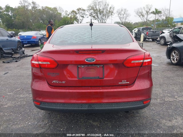 Ford FOCUS SE 2016 1FADP3F25GL403994 Image 16