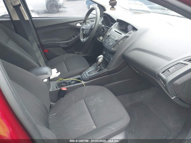 Ford FOCUS SE 2016 1FADP3F25GL403994 Image 5