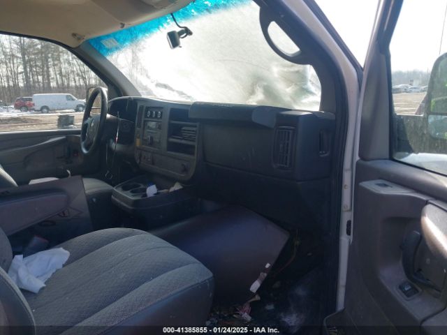 1GCWGFCA3E1208047 Chevrolet Express 2500 Work Van