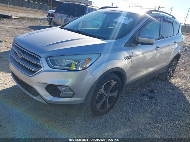 Ford ESCAPE SE 2017 1FMCU0GD8HUA18613 Image 2