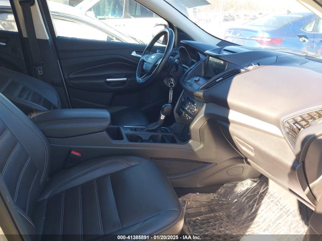 Ford ESCAPE SE 2017 1FMCU0GD8HUA18613 Image 5