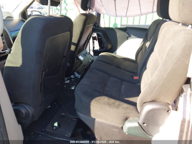 2C4RDGBG1GR211030 Dodge Grand Caravan American Value Pkg