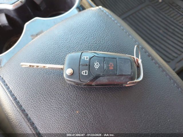 3FA6P0HD3GR321785 Ford FUSION SE