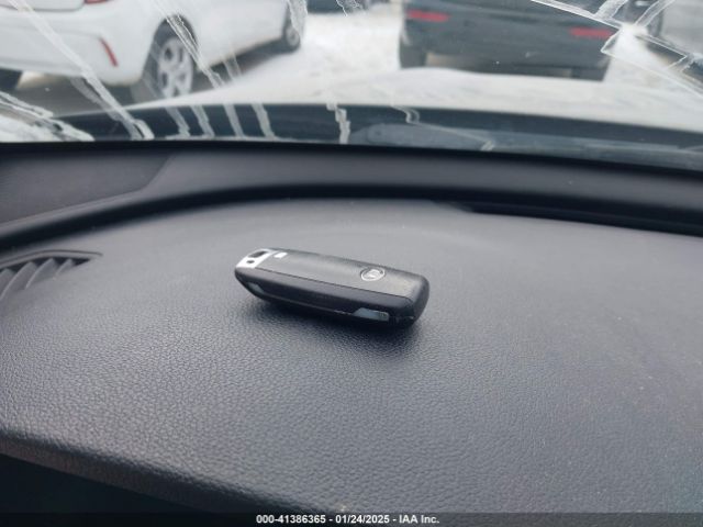 5XXGT4L33KG290481 KIA Optima S