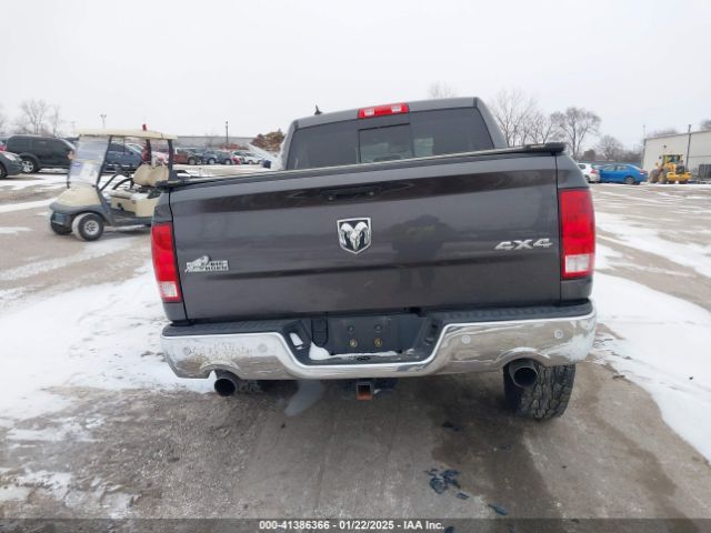 1C6RR7LT3JS329428 RAM 1500 Big Horn  4x4 5'7 Box
