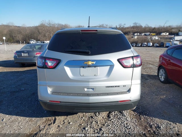 Chevrolet Traverse 2015 1GNKRHKD7FJ374127 Image 16