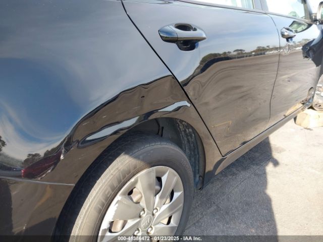 3KPA24ABXKE210556 KIA RIO LX