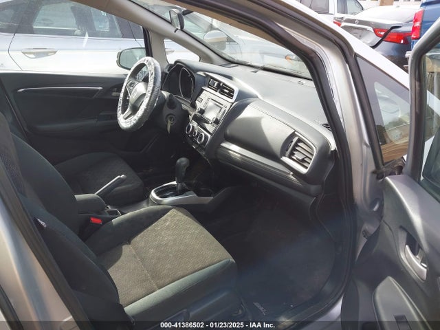 Honda FIT LX 2015 3HGGK5H51FM729704 Image 5