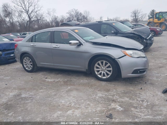 Chrysler 200 Limited 2014 1C3CCBCG5EN135028 Image 14