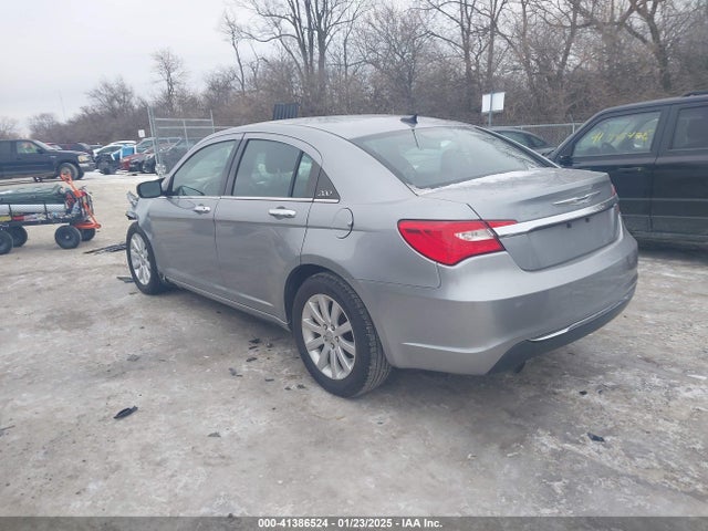 Chrysler 200 Limited 2014 1C3CCBCG5EN135028 Image 3