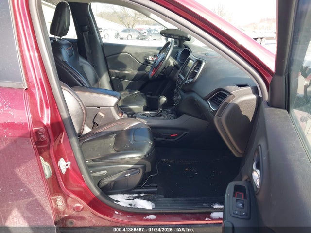 1C4PJMBX5KD335425 Jeep Cherokee Trailhawk 4x4