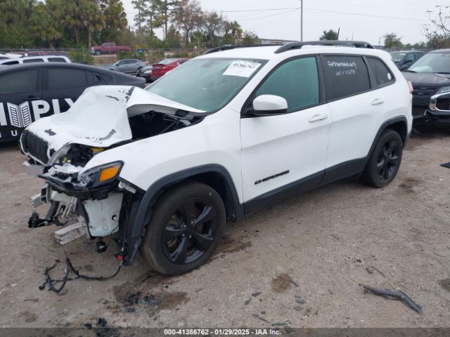 1C4PJLLN4KD326237 Jeep Cherokee Altitude Fwd