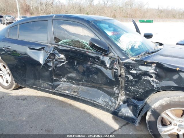 2C3CDXBG1KH709916 Dodge Charger Sxt Rwd