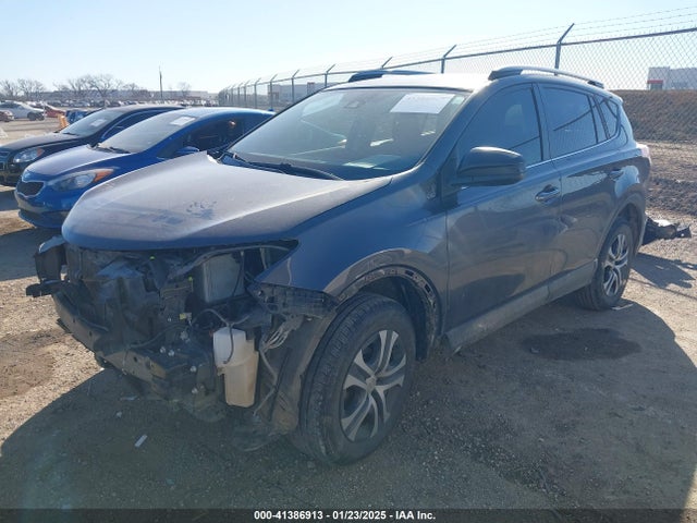 Toyota RAV4 LE 2018 JTMZFREV8JJ202305 Image 2