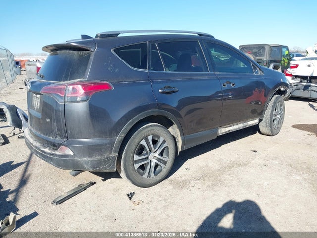 Toyota RAV4 LE 2018 JTMZFREV8JJ202305 Image 4