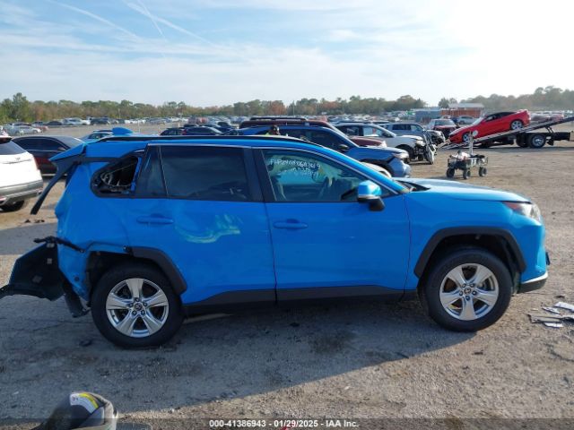 2T3W1RFV3MW156176 Toyota Rav4 Xle